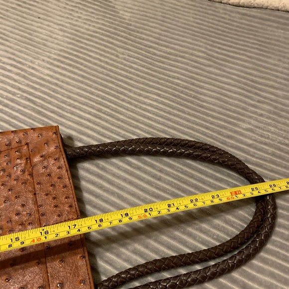 Textured Pocketbook - Picture 8 of 8